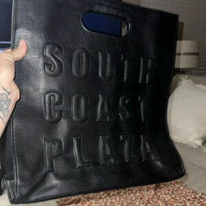 South Coast Plaza Custom Made
Black Leather Shopping Bag tote
Newport Beach NEW